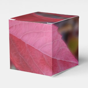 Red of autumn favour box