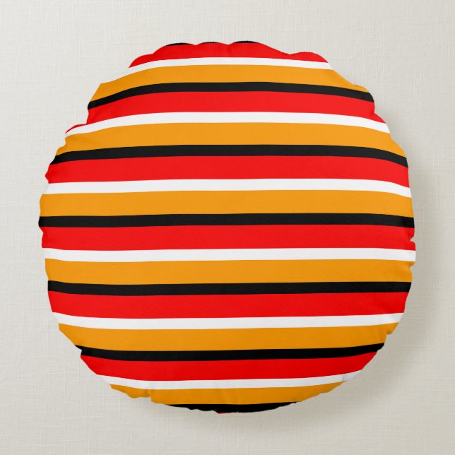 Red Orange Stripes Pattern Design Round Cushion (Front)