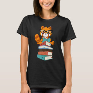 Red Pandas Book  Bookworm Cute Red Panda Reader T-Shirt
