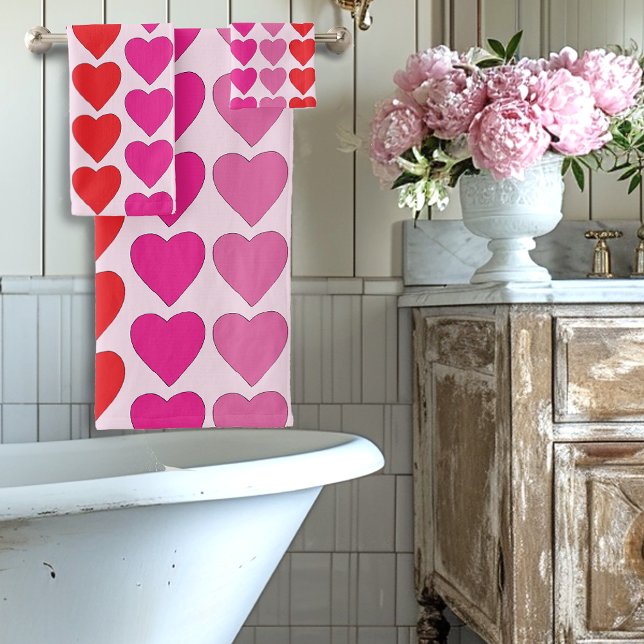 Red Pink Fuchsia Hearts Bath Towel Set (Creator Uploaded)