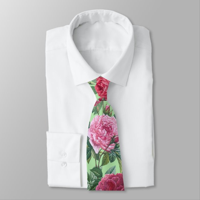 Red, Pink & Magenta Rose Flowers with Green Leaves Tie (Tied)