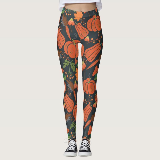 Red pumpkin seamless pattern and carrots leggings (Front)