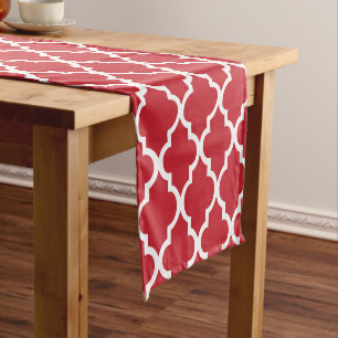 Red Quatrefoil Tiles Pattern Short Table Runner