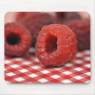 Red Raspberry Mouse Mat