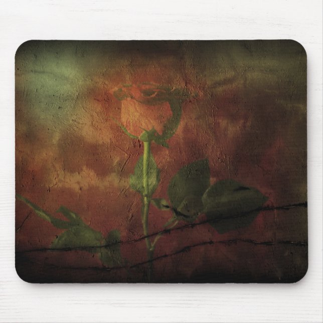 Red rose on grunge background mouse mat (Front)