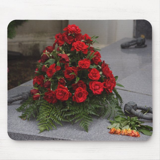 Red Roses Arrangement Mouse Mat (Front)