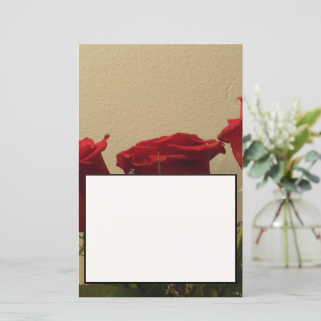 Red Roses Note Sheet/Invitation (Standing Front)