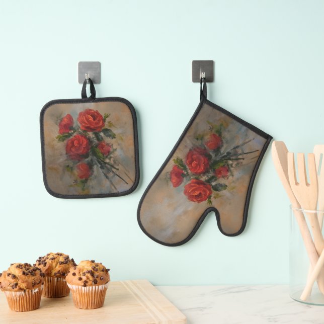 Red Roses Oven Mitt & Pot Holder Set (Insitu(Hanging))