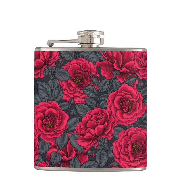 Red roses with gray leaves on black hip flask (Front)
