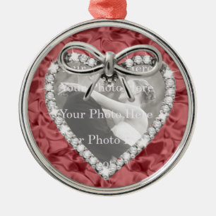 Red Round Diamond Heart Frame Ornament