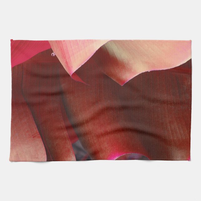 Red Ruffles Tea Towel (Horizontal)