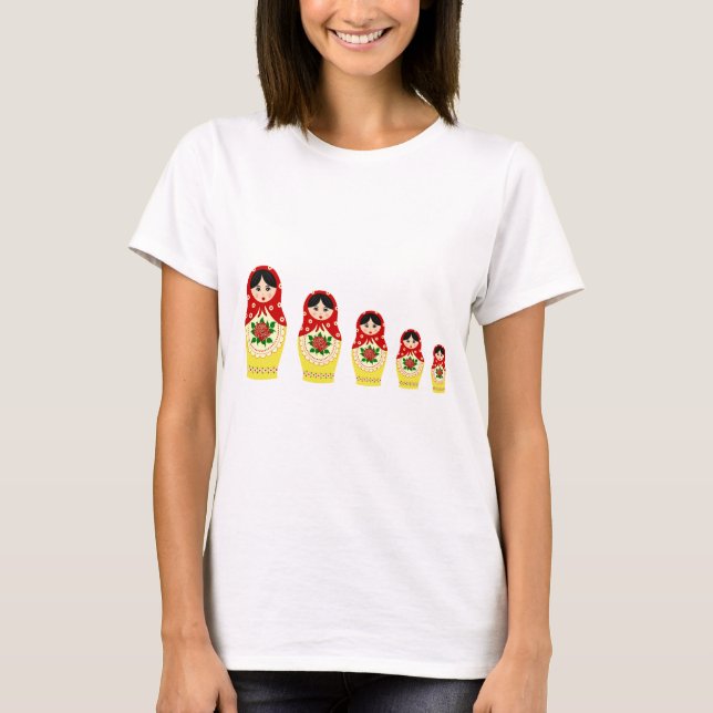 Red russian matryoshka nesting dolls in line T-Shirt (Front)