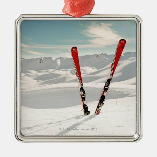 Red Skis Metal Tree Decoration (Front)
