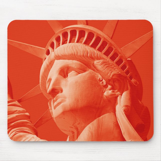 Red Statue of Liberty Mouse Mat (Front)