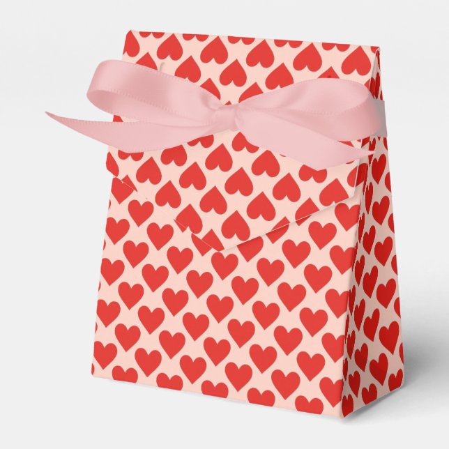 Red, traditional Valentine's day heart Favour Box (Front Side)