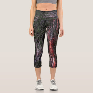 Red tree wet mossy wood bark capri leggings