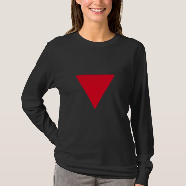 RED TRIANGLE DISIGNE T-SHIRT (Front)
