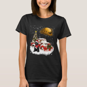 Red Truck Xmas Tree Black Labrador Dog Christmas T-Shirt