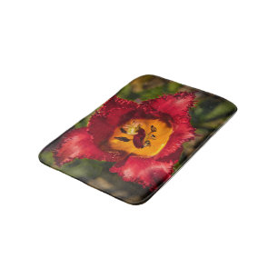 Red tulip bath mat