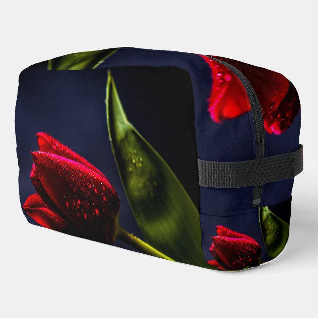 Red tulips dopp kit (Left Corner)