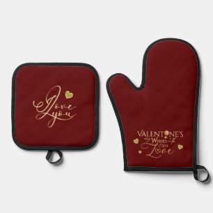 Red Valentine's Day Gifts Oven Mitt & Pot Holder Set
