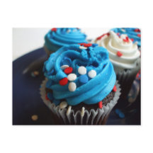 Red, white and blue cupcakes postcard