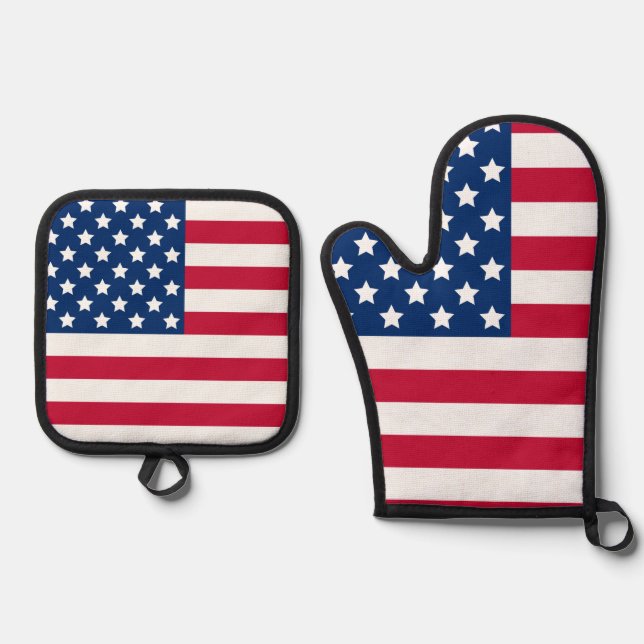 Red White and Blue USA Flag Stars Stripes Oven Mitt & Pot Holder Set (Front)
