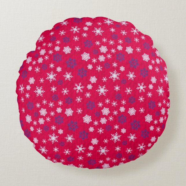 Red White Snowflake Christmas Pattern Round Cushion (Front)