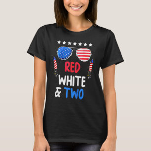 Red White & Two 2nd Birthday 4th Of July Independe T-Shirt