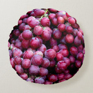 Red wine grapes round cushion