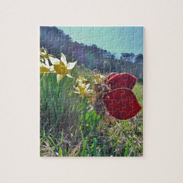 red wing fairy and daffodils jigsaw puzzle (Vertical)
