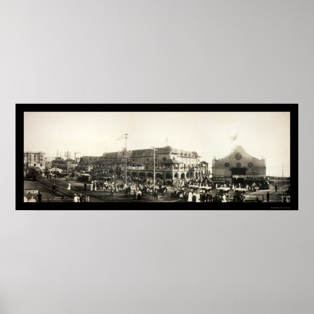 Redondo Beach People Photo 1910 Poster (Front)