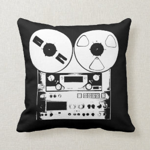 reel 2 reel pillow