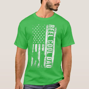 Reel Cool DAD Fish American Flag Fisherman DAD Fat T-Shirt