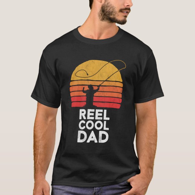 Reel Cool Dad Funny Retro Fly Fishing Distressed G T-Shirt (Front)