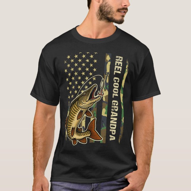 Reel Cool Grandpa Muskie Fishing Fisherman America T-Shirt (Front)