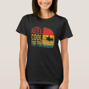 Reel Cool Paw Paw Fisherman Dad Grandpa Fathers Da T-Shirt