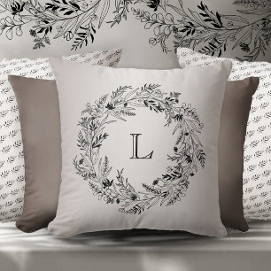 Refined minimalist leafy wreath letter L Cushion