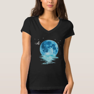 Reflection of the blue moon on the ocean T-Shirt
