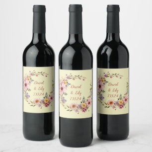 Regal Watercolor Daisies Wreath Wine Label