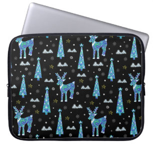 Reindeer, snowflakes, Christmas pattern Laptop Sleeve