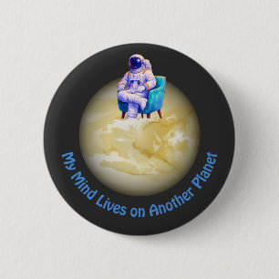 Relaxed Astronaut Sitting on Planet 6 Cm Round Badge