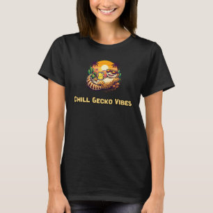 Relaxed Chill Gecko Vibes Animal Lover Design T-Shirt