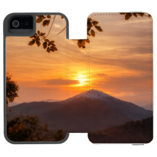 relaxing touch to your home incipio watson™ iPhone 5 wallet case