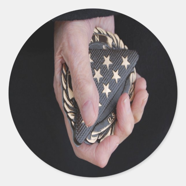 Remember our Veterans Classic Round Sticker (Front)