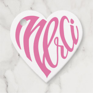 Remerciements en cœur calligraphiés en rose favour tags