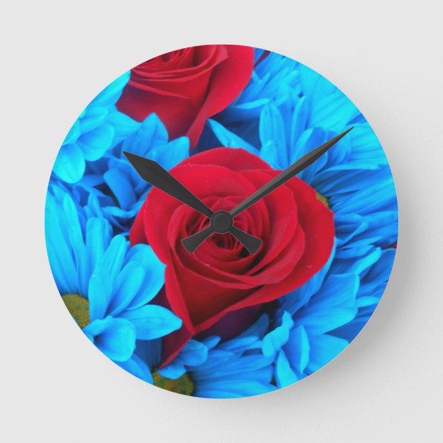 Renilde Round Clock (Front)