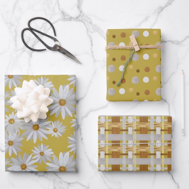 repeating daisy patterned wrapping paper sheet (Front)