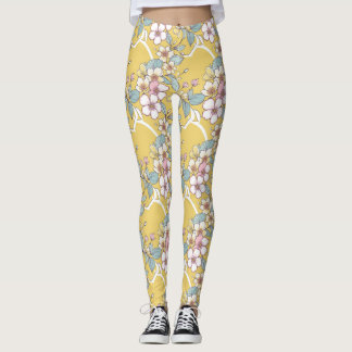 Repeating pattern in pastel colours leggings