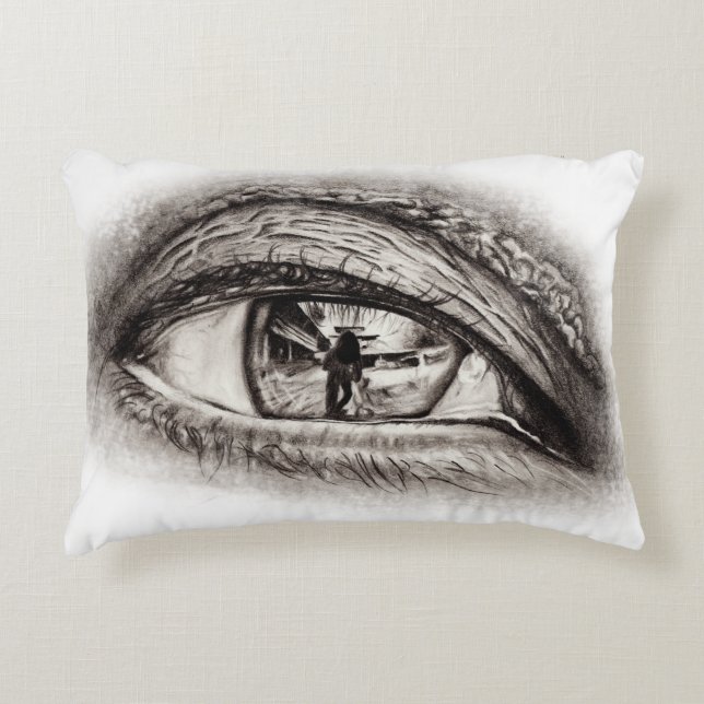 Reptilian Reflection Eye Drawing Design Decorative Cushion (Front)